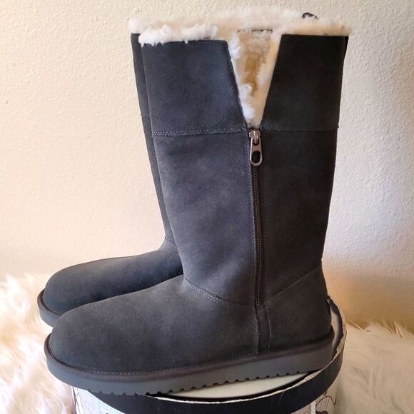 - Koolaburra Ugg Chorcoal Boots